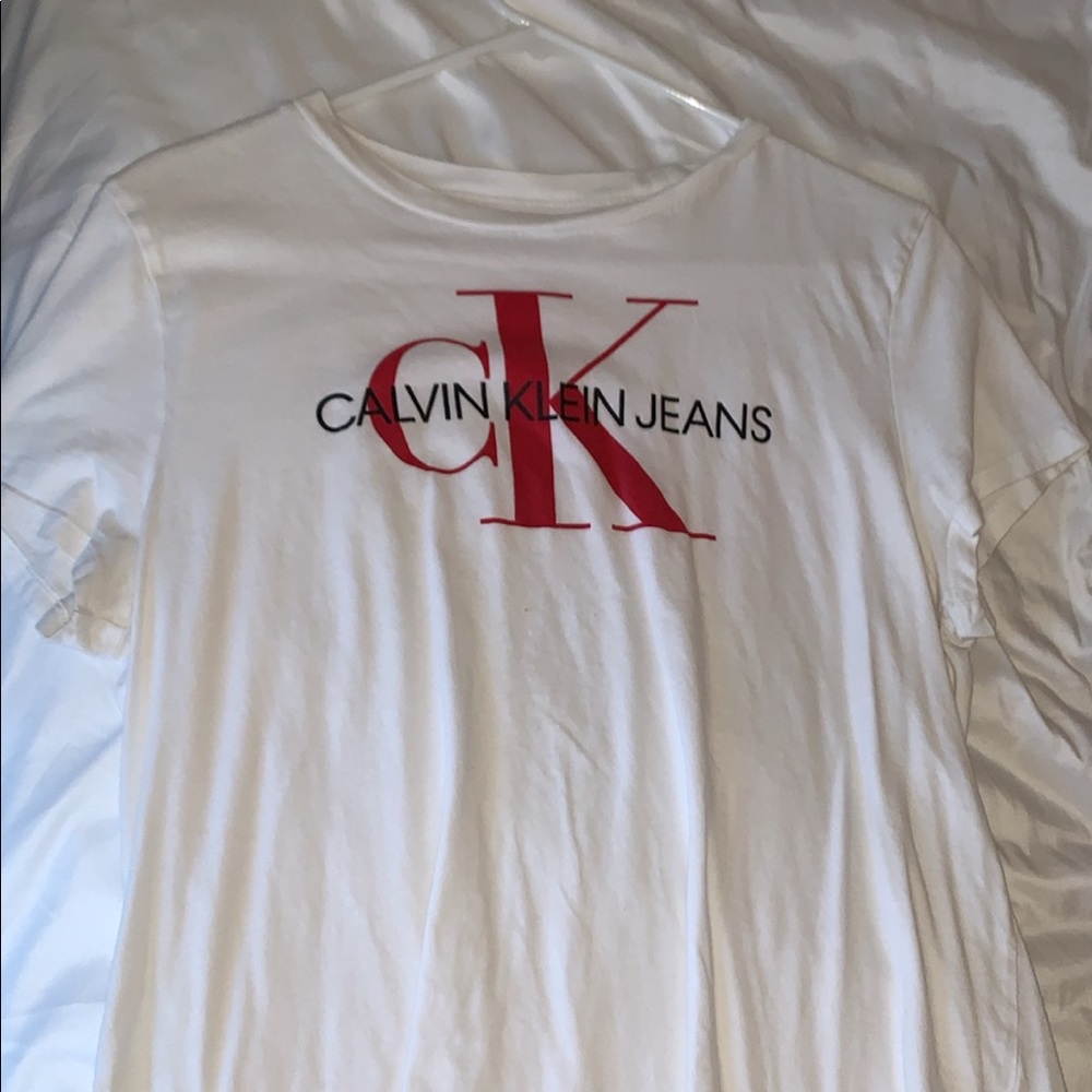 Calvin Klein white t shirt
